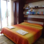 Alojamento de Acomodação e Pequeno-almoço B&B Cottage Dei Consoli