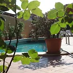 Alojamento de Acomodação e Pequeno-almoço B&B Cottage Dei Consoli Sant'Agata Li Battiati