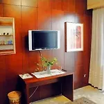 Alojamento de Acomodação e Pequeno-almoço B&B Cottage Dei Consoli Sant'Agata Li Battiati